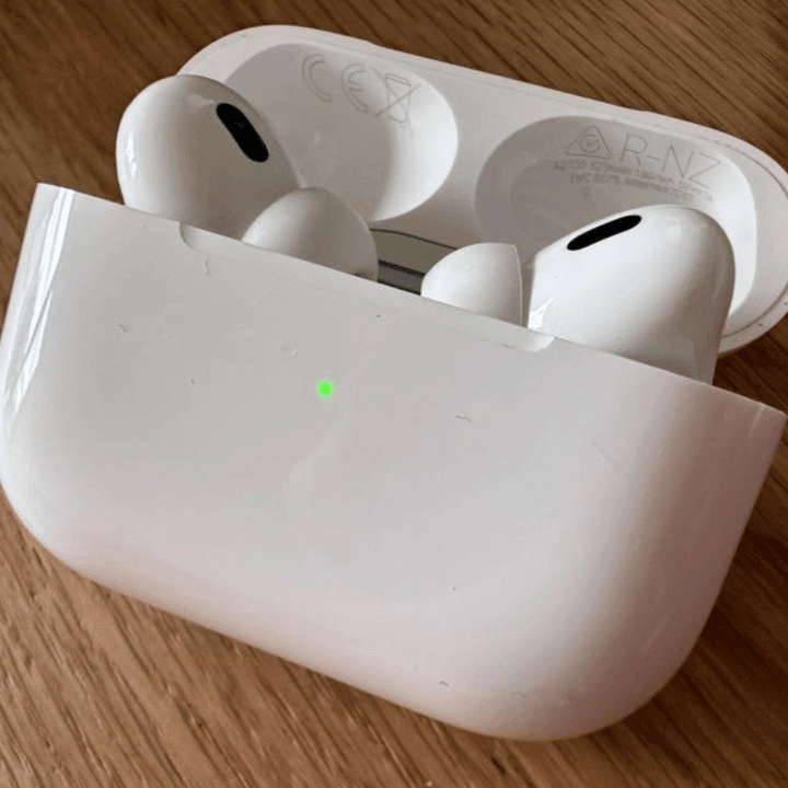 AIRPODS PRO2 - Oliveira Imports